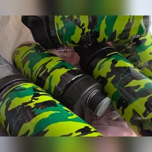 Bundle Of 5 BE COOL Camouflage Water Bottles - Green and Black